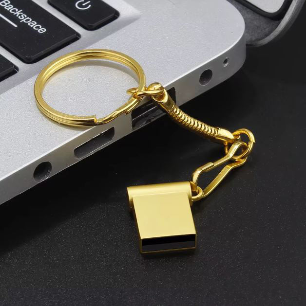 Gold USB 2.0 memory stick 8GB